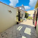 Maison d'hôtes Le Ferney - Proche Du Centre-ville Et Des Thermes