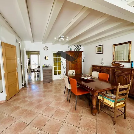 Le Ferney - Proche Du Centre-ville Et Des Thermes Tatil Evi