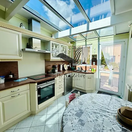 Le Ferney - Proche Du Centre-ville Et Des Thermes Tatil Evi *