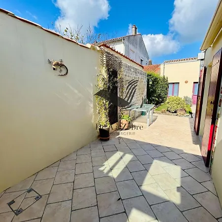 Le Ferney - Proche Du Centre-ville Et Des Thermes Penzion Rochefort (Charente-Maritime)