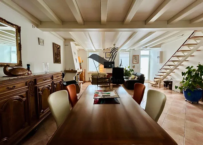 Le Ferney - Proche Du Centre-ville Et Des Thermes Сasa de vacaciones