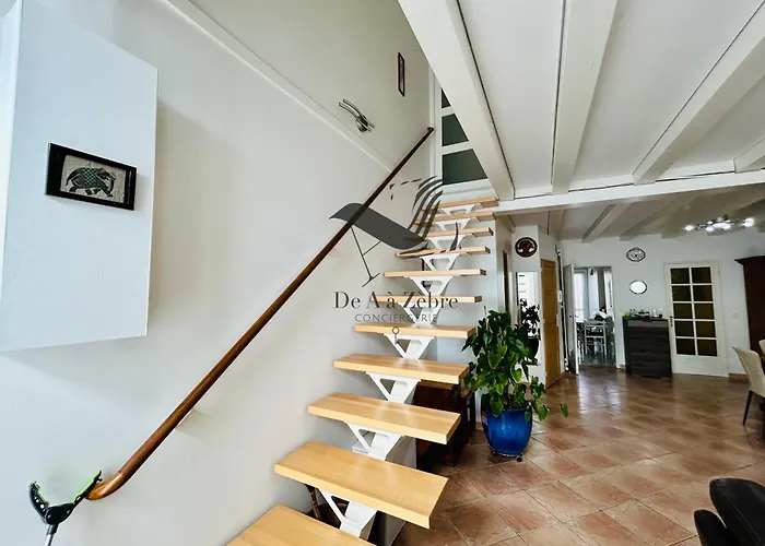 Сasa de vacaciones Le Ferney - Proche Du Centre-ville Et Des Thermes *